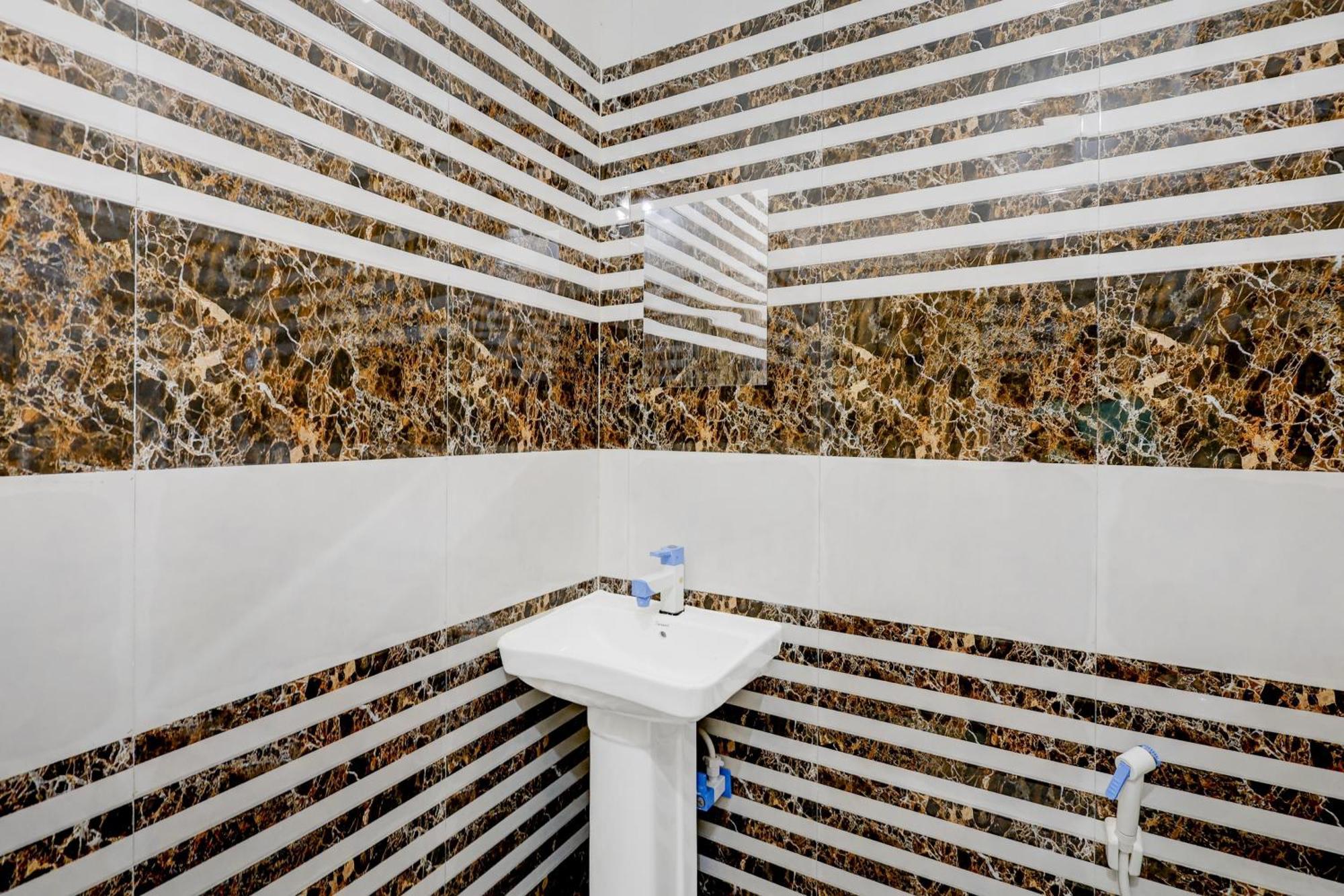 Hotel O Ks Residency Pataudi Luaran gambar